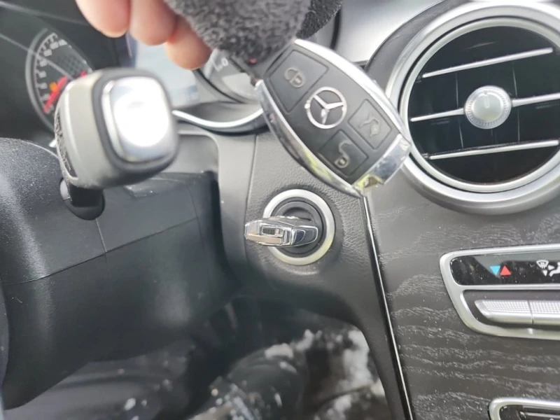 Mercedes-Benz C 450 AMG PANO| MEMORY| HEATED SEATS| 2 чифта гуми, снимка 7 - Автомобили и джипове - 53471769