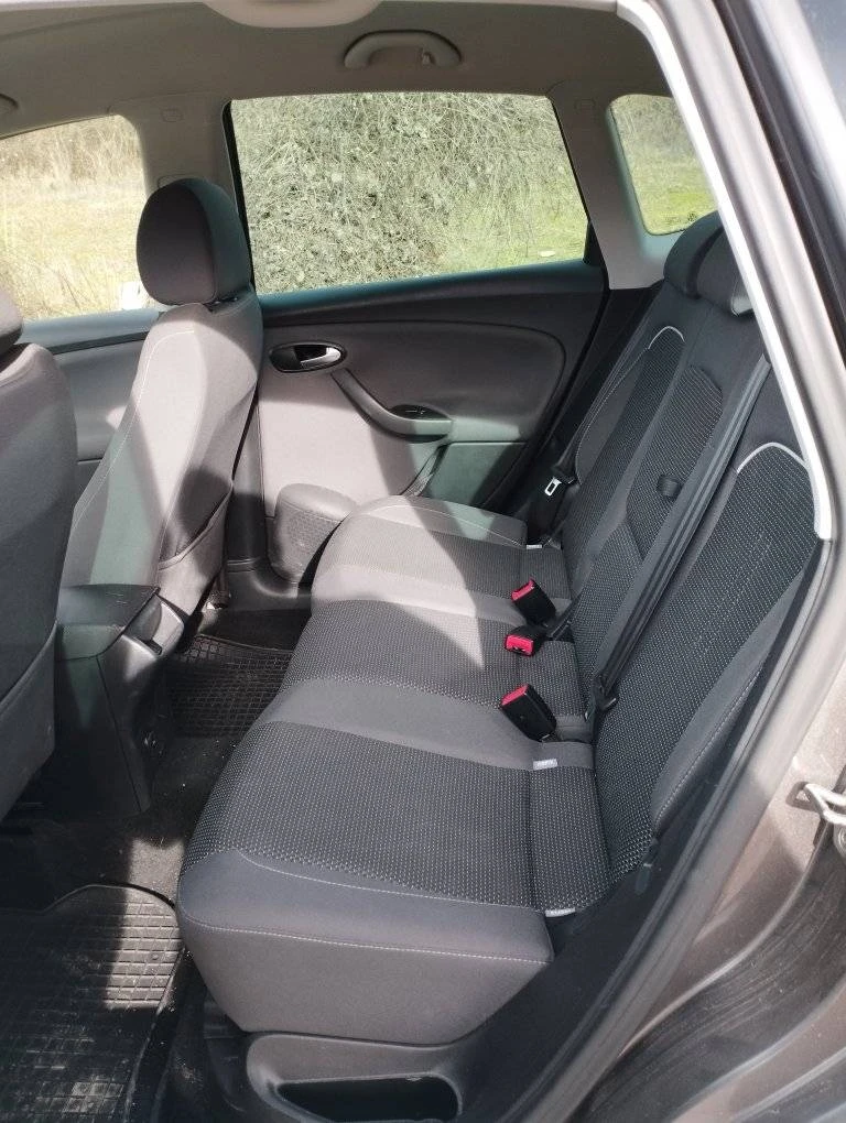 Seat Altea XL, снимка 10 - Автомобили и джипове - 52972945