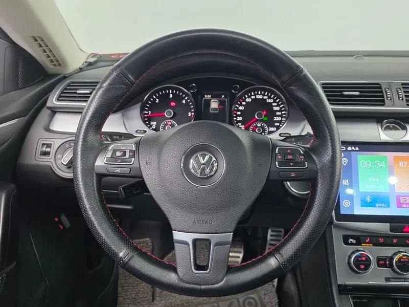 VW CC 2.0 TDI 4Motion, снимка 13 - Автомобили и джипове - 54303481
