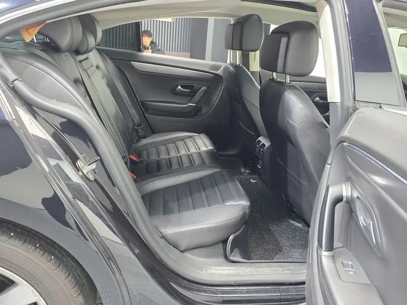 VW CC 2.0 TDI 4Motion, снимка 12 - Автомобили и джипове - 54303481