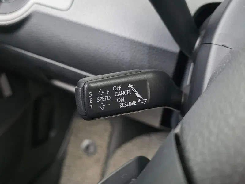 VW CC 2.0 TDI 4Motion, снимка 17 - Автомобили и джипове - 54303481