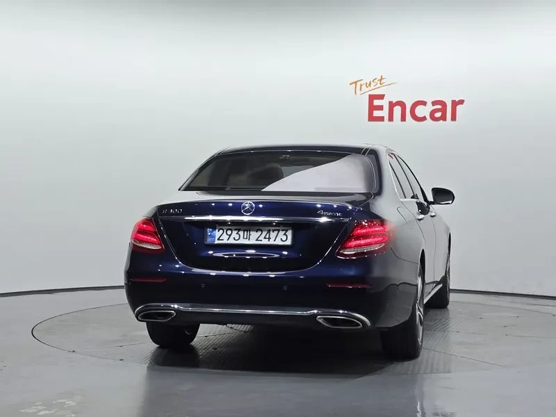 Mercedes-Benz E 300 САМО 30% АВАНС, снимка 8 - Автомобили и джипове - 56266484