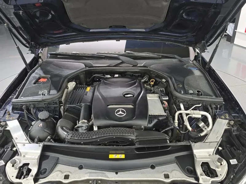 Mercedes-Benz E 300 САМО 30% АВАНС, снимка 12 - Автомобили и джипове - 56266484