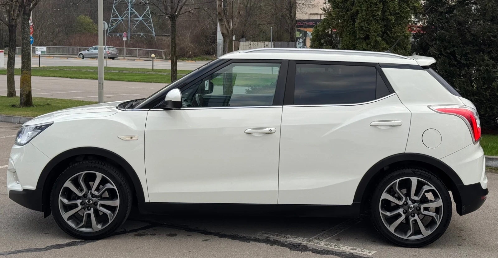Ssang yong Tivoli 1.6 Bi-fuel GPL!  - изображение 2