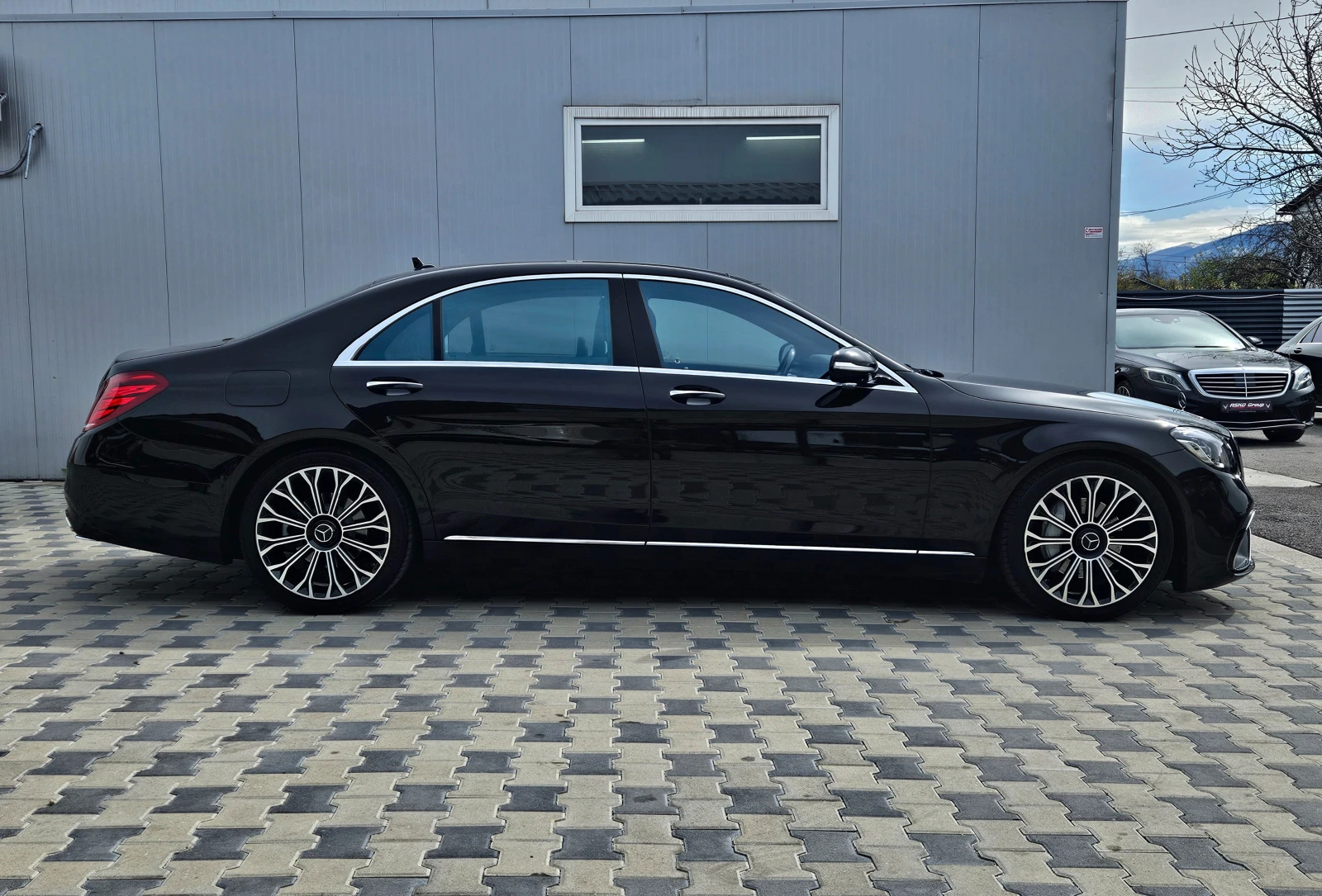 Mercedes-Benz S 350 L/AMG/9G/4M/TVx3/DISTR/PANO/ВАКУУМ/ОБДУХ/МАСАЖ/LIZ - изображение 4