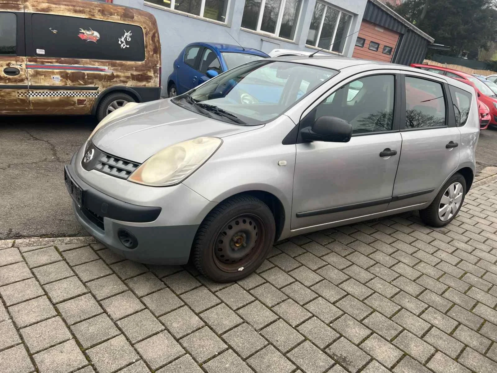 Nissan Note 1.4i - изображение 3