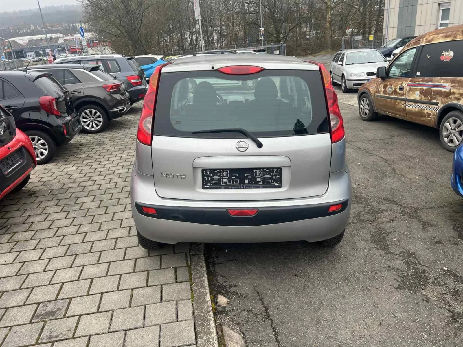 Nissan Note 1.4i - изображение 4