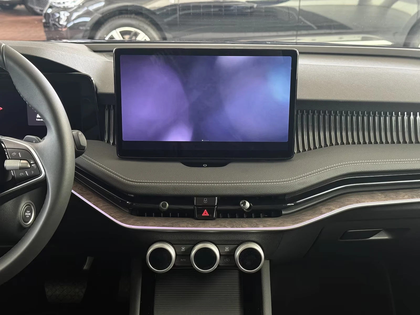 Skoda Superb 2.0TDI/193HP/MATRIX/HUD/TAW/L&K/ACC/360/CAM/692f - изображение 10