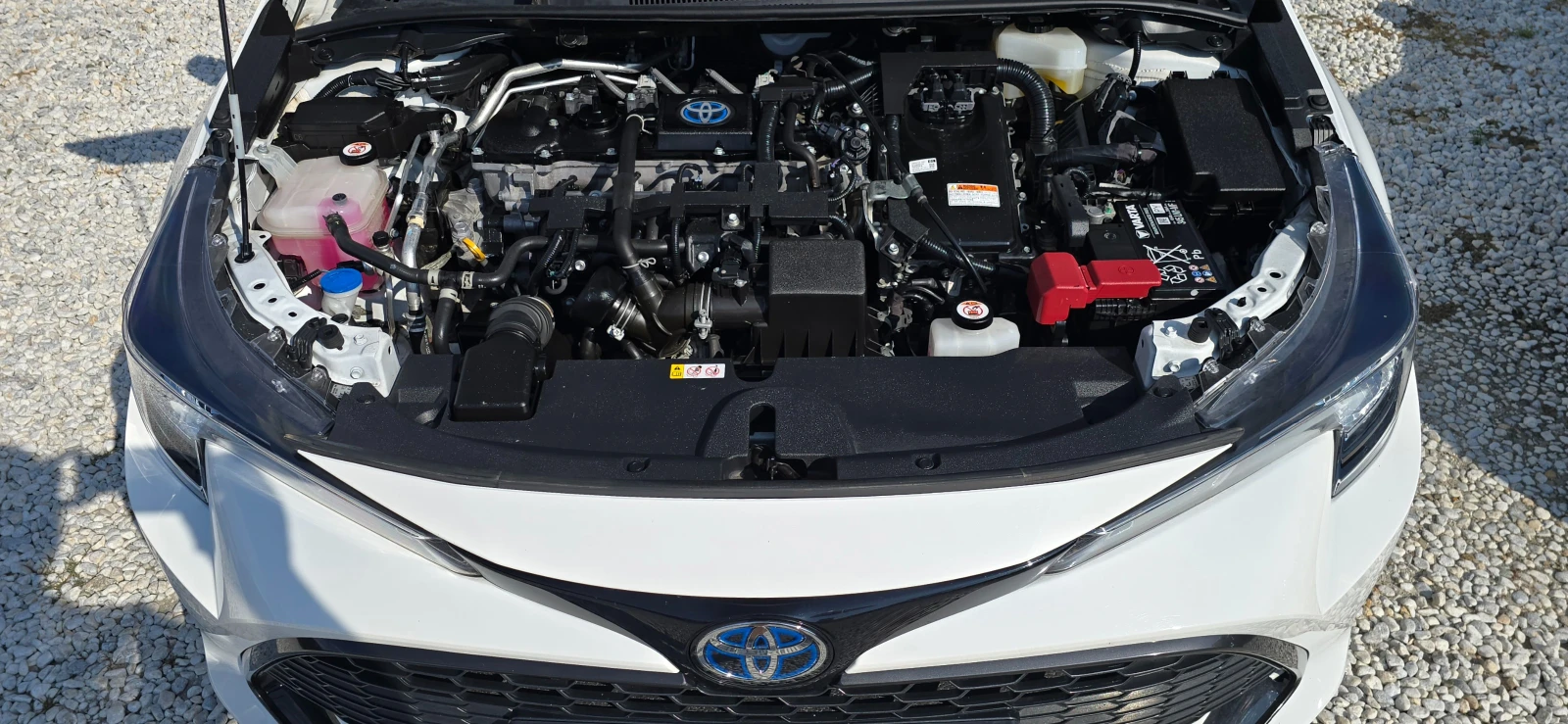 Toyota Corolla 1.8 HYBRID ГАРАНЦИОННА CAR PLAY ANDROID AUTO WAZE - изображение 7