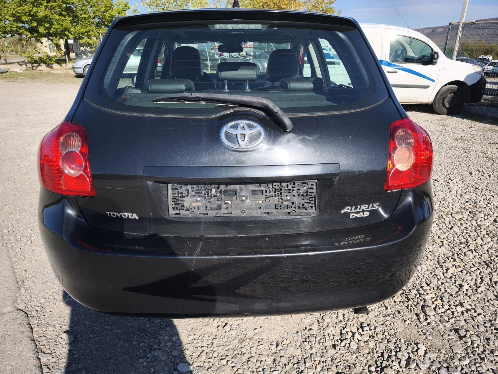 Toyota Auris 2.2 177 Full Extri | Mobile.bg — изображение 3