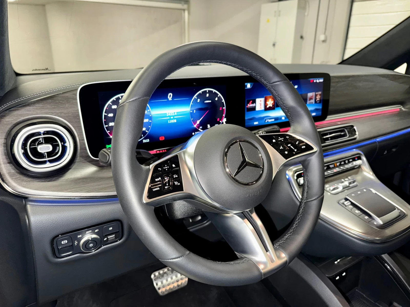 Mercedes-Benz V 300 4 matic - изображение 8