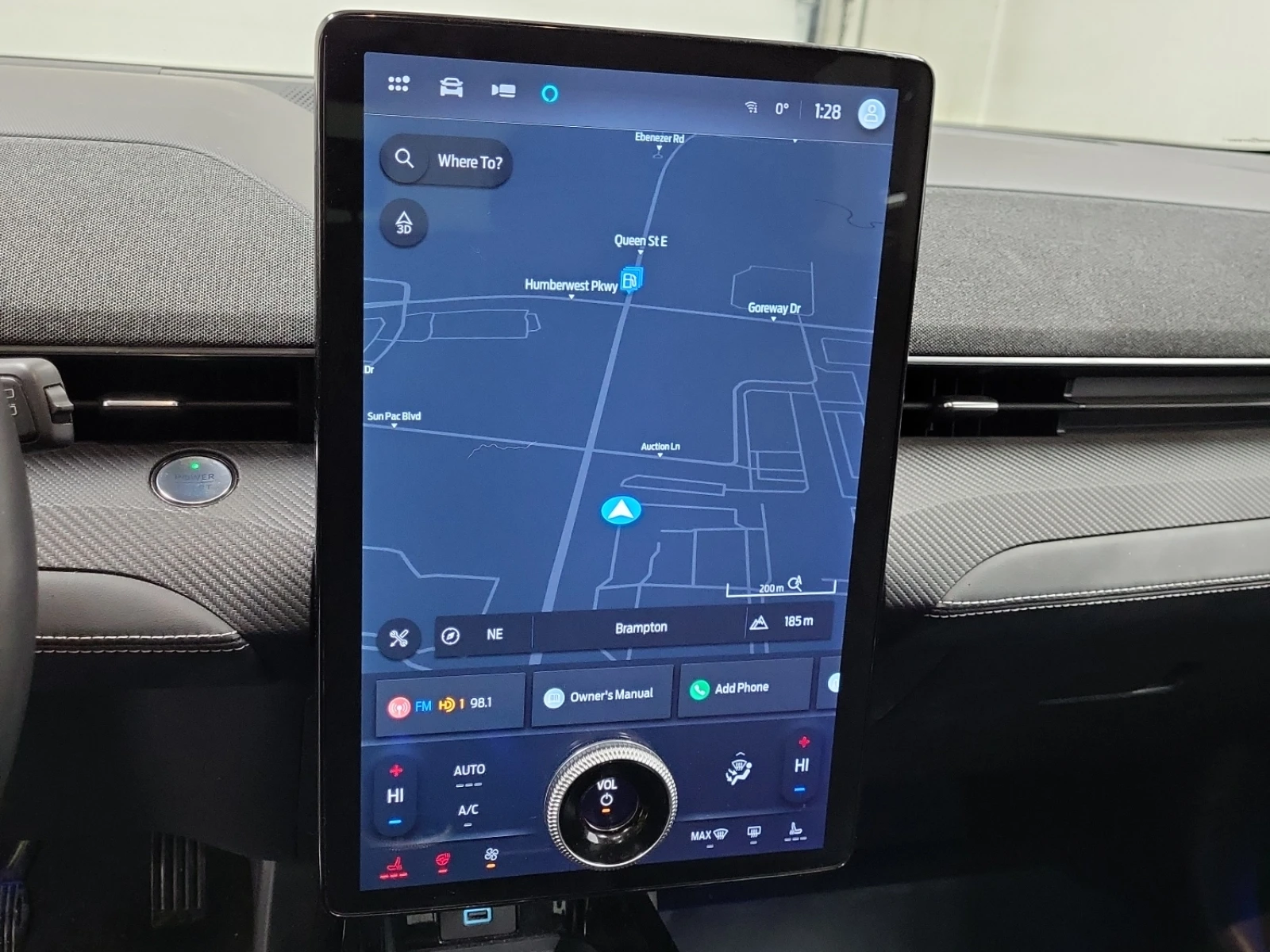 Ford Mustang Mach-E Premium - изображение 10