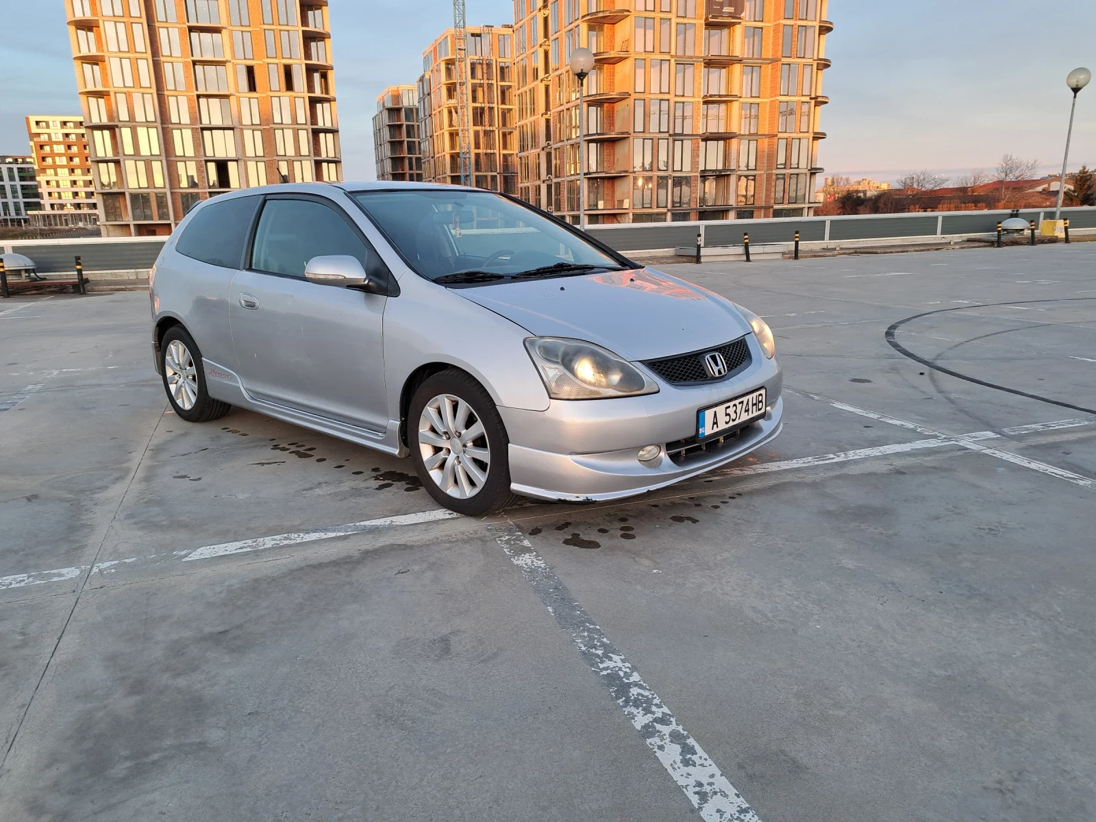 Honda Civic 1.7 CTDi SPORT FACELIFT, снимка 13 - Автомобили и джипове - 53757762