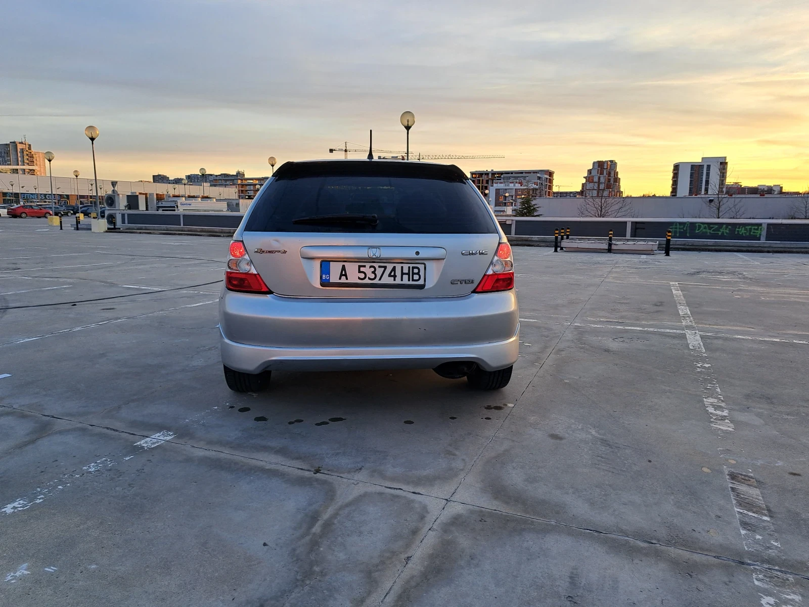 Honda Civic 1.7 CTDi SPORT FACELIFT, снимка 10 - Автомобили и джипове - 53757762