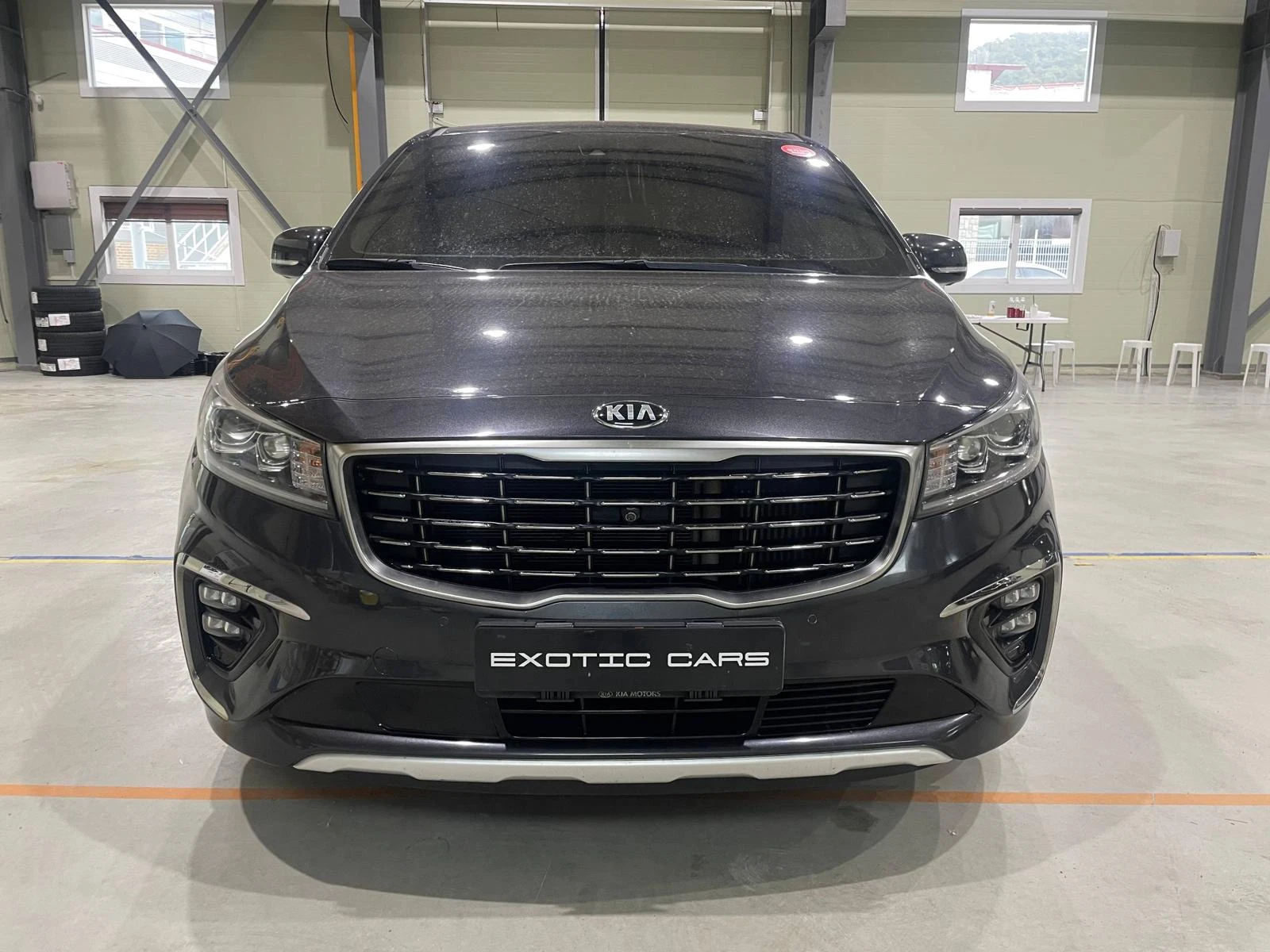 Kia Carnival 2.2 CRDi ! 8+ 1 ! Noblesse Special !, снимка 2 - Автомобили и джипове - 54134708