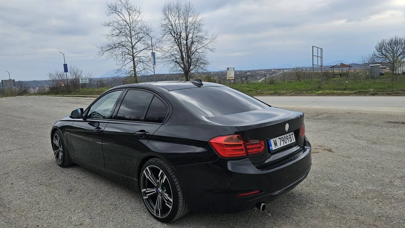 BMW 320 M Sport, снимка 4 - Автомобили и джипове - 54196076