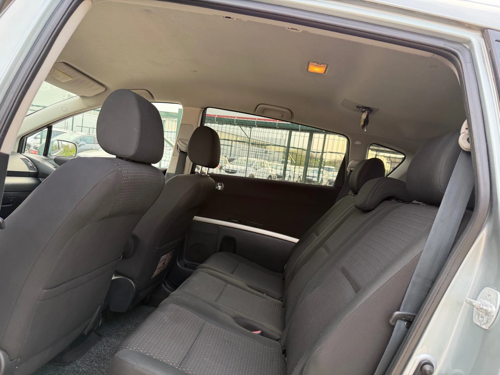 Toyota Corolla verso 1.8VVTi/129p.s-Facelift-Unikat/147000km!!! | Mobile.bg � ����������� 11