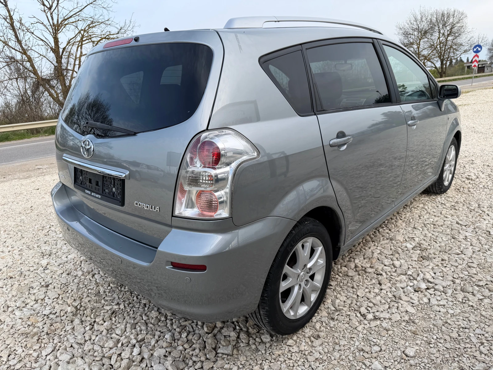 Toyota Corolla verso 1.8VVTi/129p.s-Facelift-Unikat/147000km!!! | Mobile.bg � ����������� 3