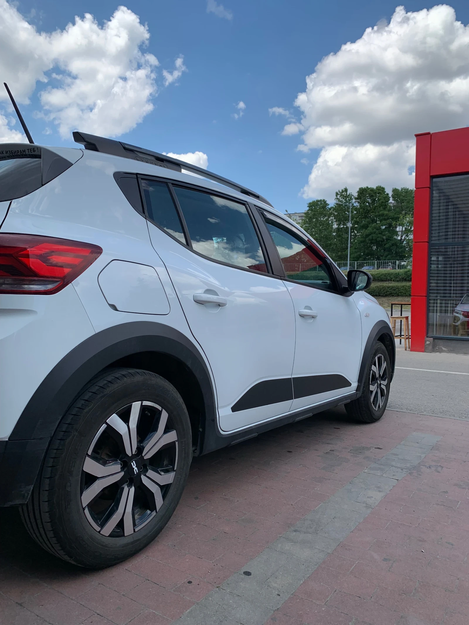 Dacia Sandero STEPWAY бензин/газ, снимка 5 - Автомобили и джипове - 55080710