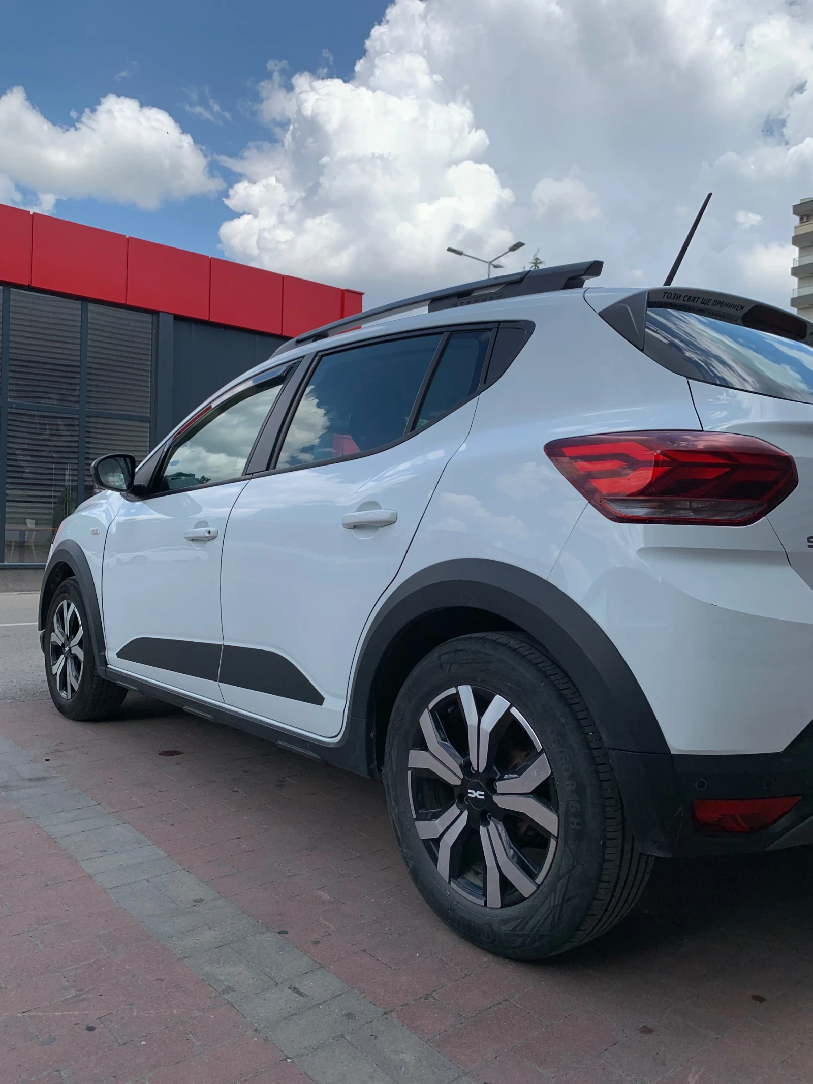 Dacia Sandero STEPWAY бензин/газ, снимка 3 - Автомобили и джипове - 55080710