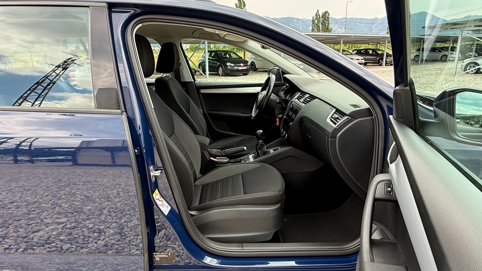 Skoda Octavia 1.6TDI-116кс-EURO 6B-NAVI-НОВ ВНОС ОТ ИТАЛИЯ, снимка 12 - Автомобили и джипове - 55207149