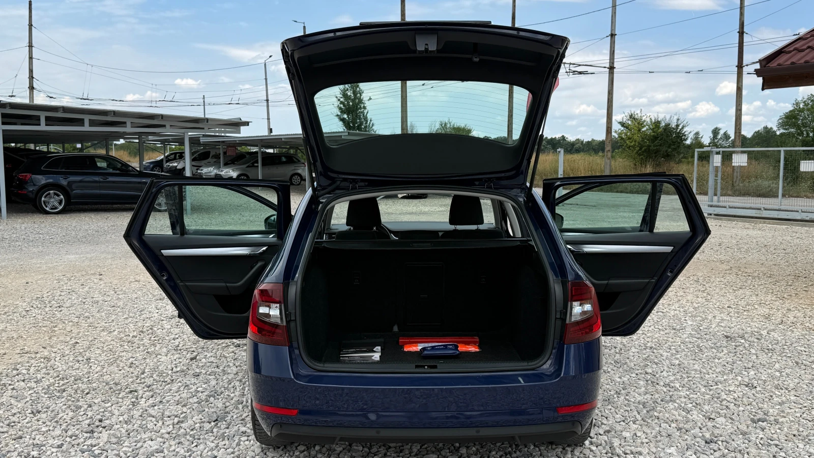 Skoda Octavia 1.6TDI-116кс-EURO 6B-NAVI-НОВ ВНОС ОТ ИТАЛИЯ, снимка 8 - Автомобили и джипове - 55207149