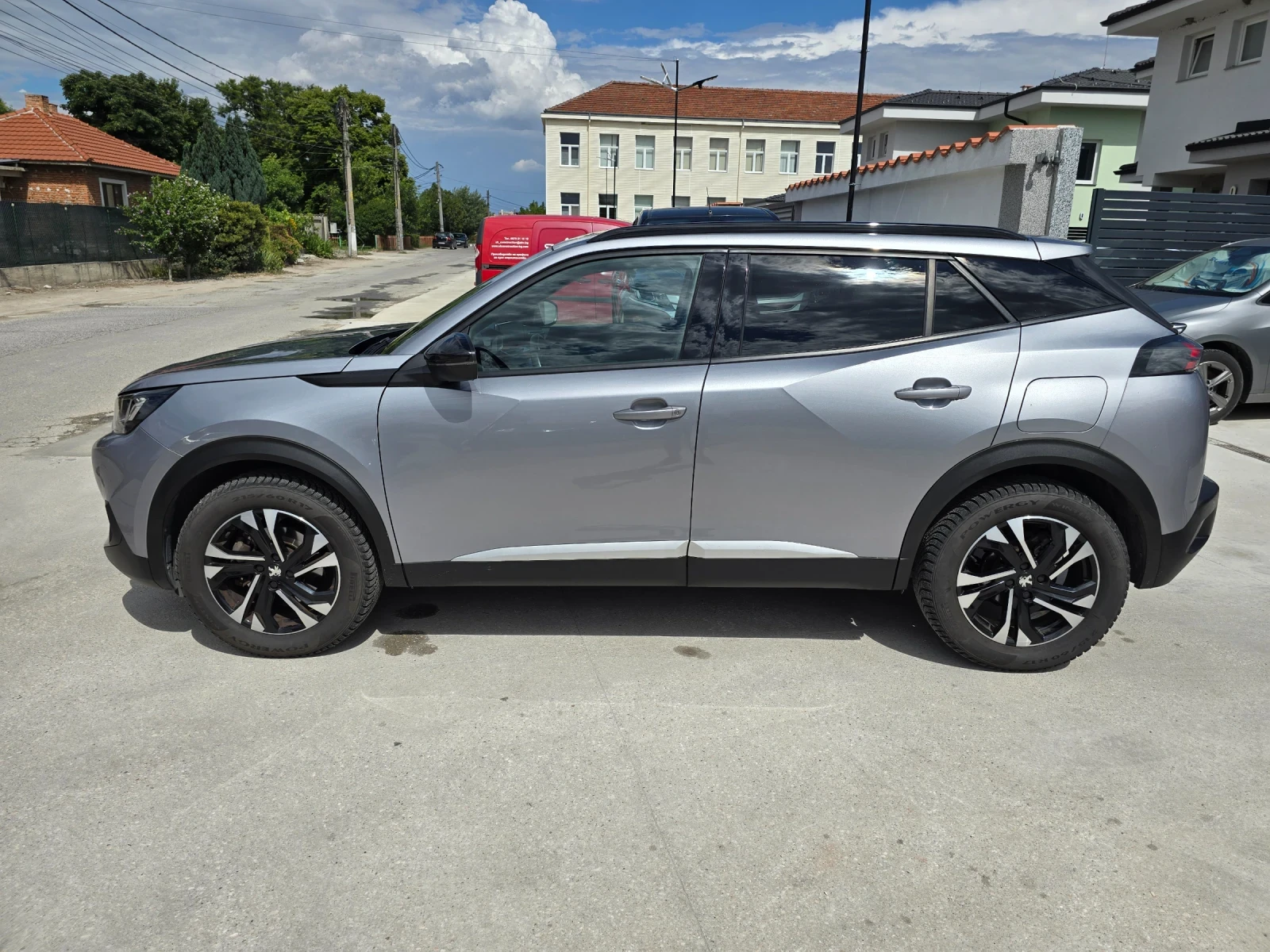 Peugeot 2008 1.5 HDI Allure Pack Avtomat Navi Virtual, снимка 3 - Автомобили и джипове - 55277824