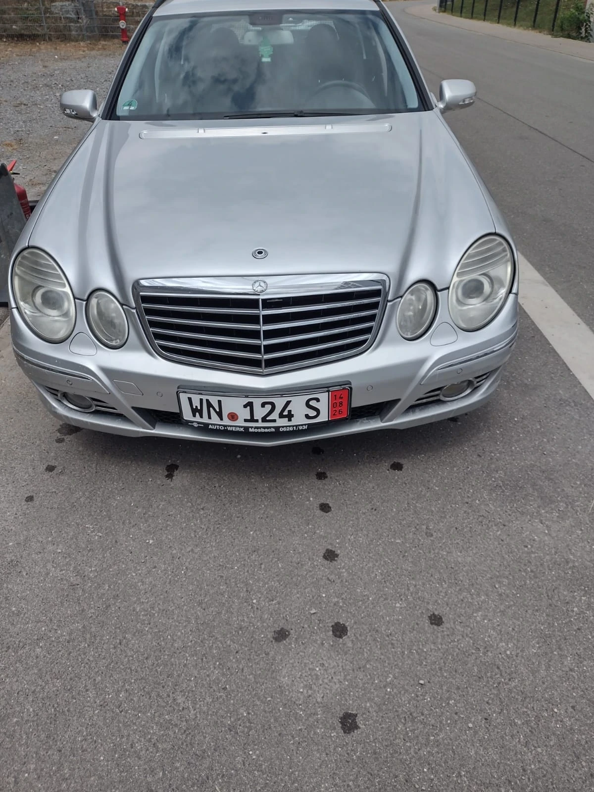 Mercedes-Benz E 220