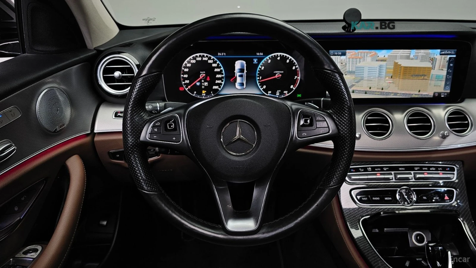 Mercedes-Benz E 300 AMG* HUD* 360* КОЖА* ОБДУХ* НАВИ* ПАНО, снимка 11 - Автомобили и джипове - 55982360