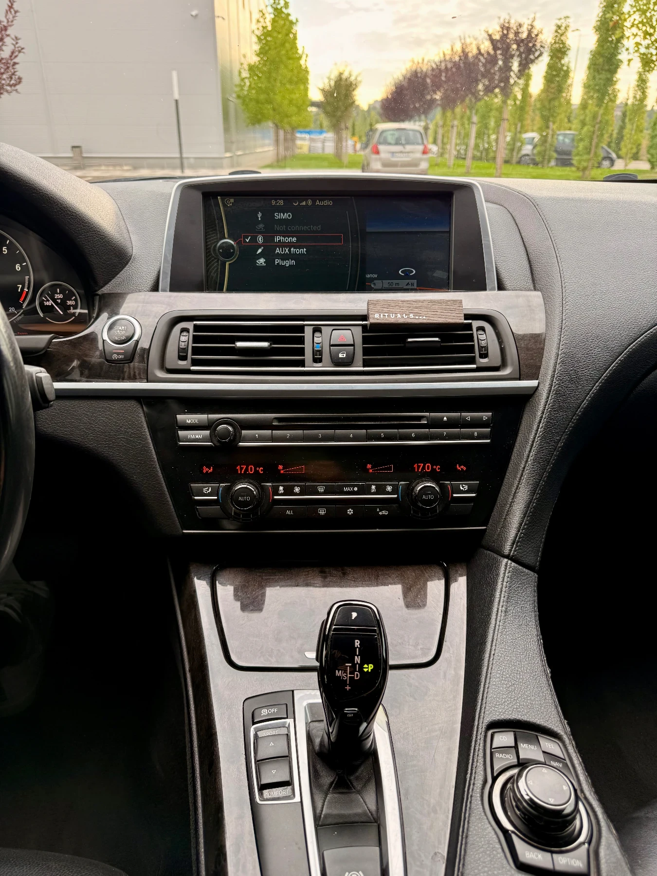 BMW 640 640i RWD, снимка 13 - Автомобили и джипове - 56352407