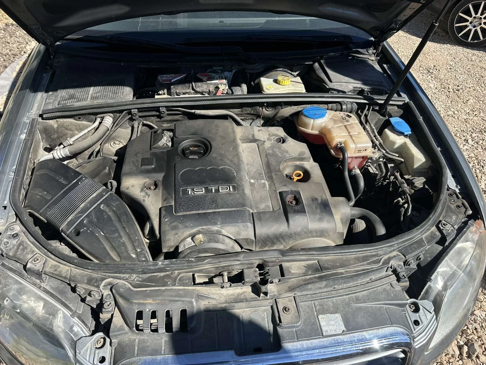 Audi A4 1.9, снимка 7 - Автомобили и джипове - 56440568
