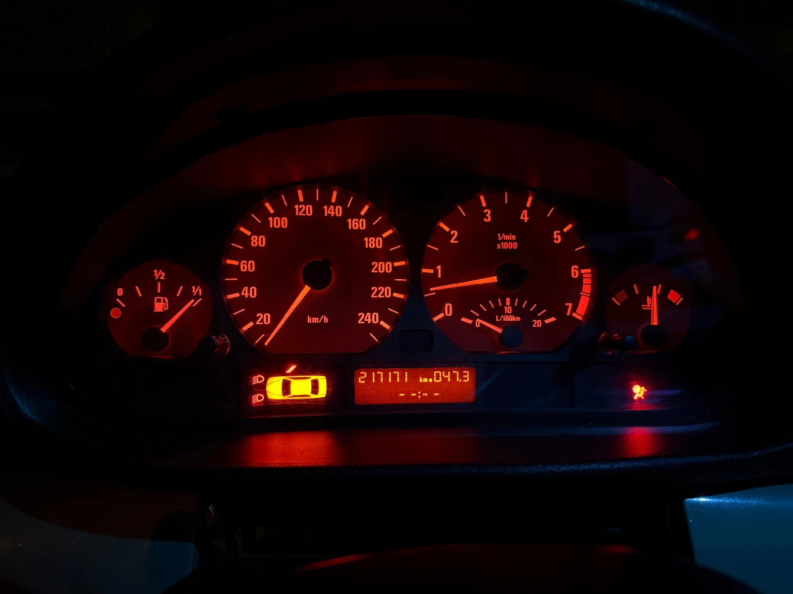 BMW 325 Ci, снимка 8 - Автомобили и джипове - 56511139