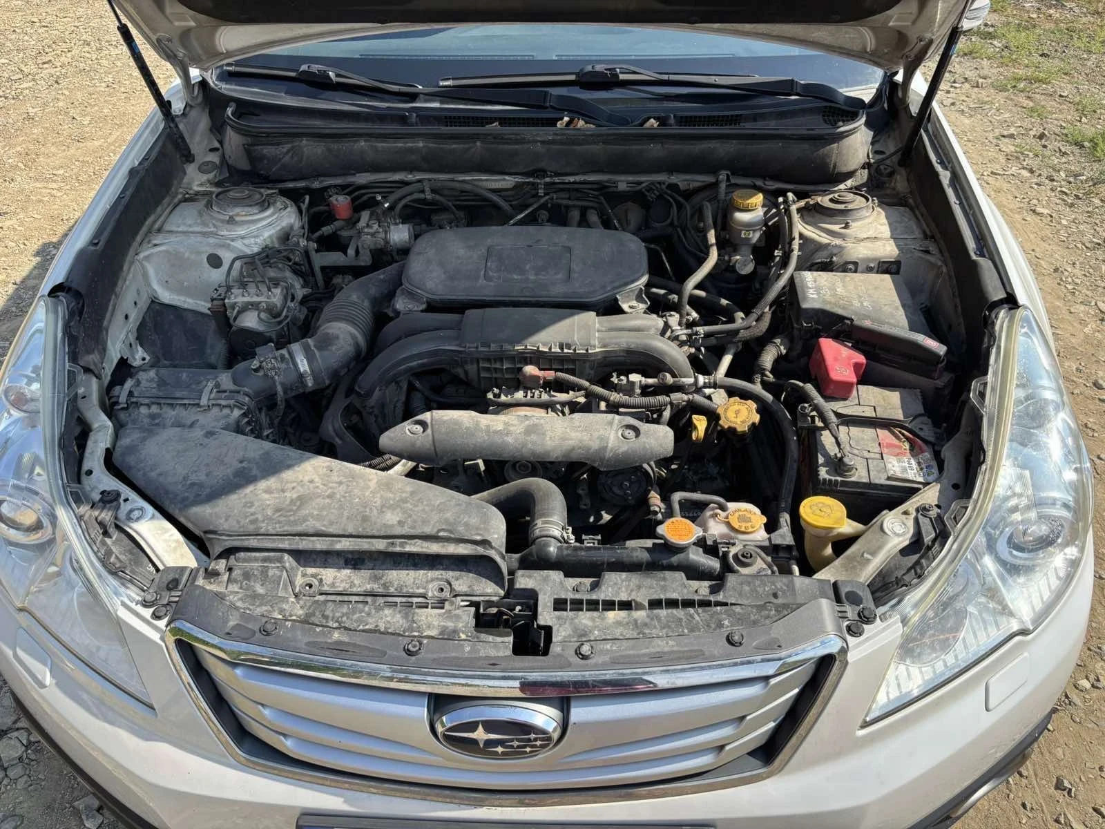 Subaru Outback, снимка 15 - Автомобили и джипове - 56652855