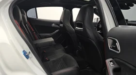 Mercedes-Benz GLA 45 AMG * HARMON KARDON * КАМЕРА * ПАНОРАМА * ДИСТРОНИК , снимка 10