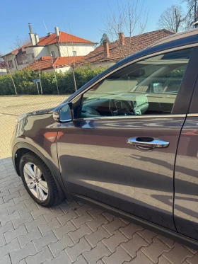 Kia Sportage 1.7 CRDi Executive автоматик, снимка 9