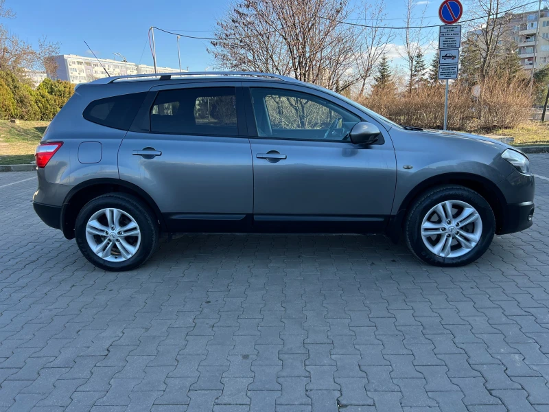 Nissan Qashqai 2.0dCi КУПУВАН ОТ БГ ПАНОРАМА, снимка 8 - Автомобили и джипове - 48998568