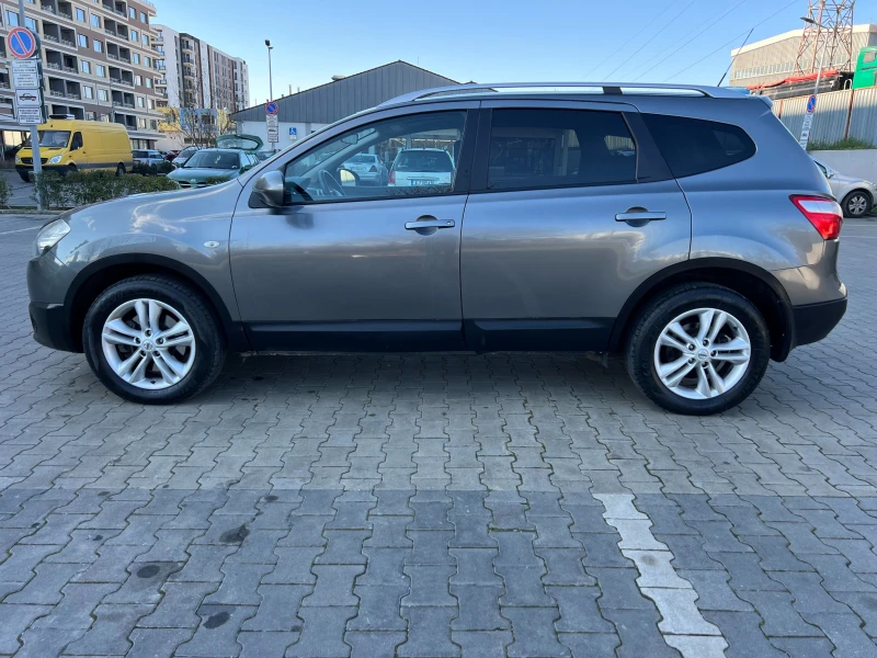 Nissan Qashqai 2.0dCi КУПУВАН ОТ БГ ПАНОРАМА, снимка 4 - Автомобили и джипове - 48998568