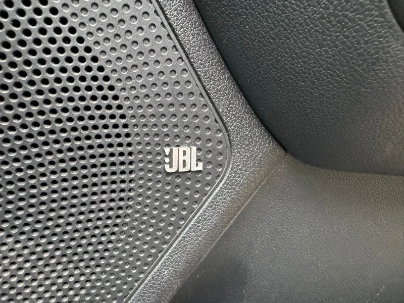 Kia Niro, снимка 3 - Автомобили и джипове - 53090736