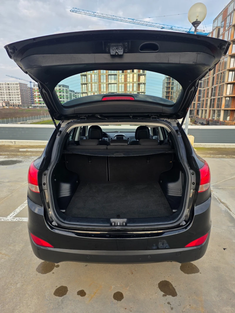 Hyundai IX35 facelift, снимка 12 - Автомобили и джипове - 53402276