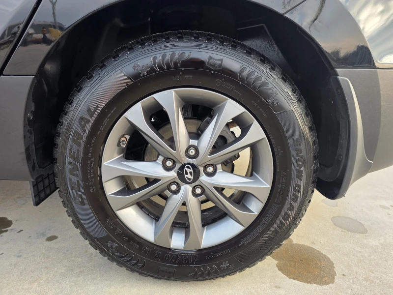 Hyundai IX35 facelift, снимка 17 - Автомобили и джипове - 53402276