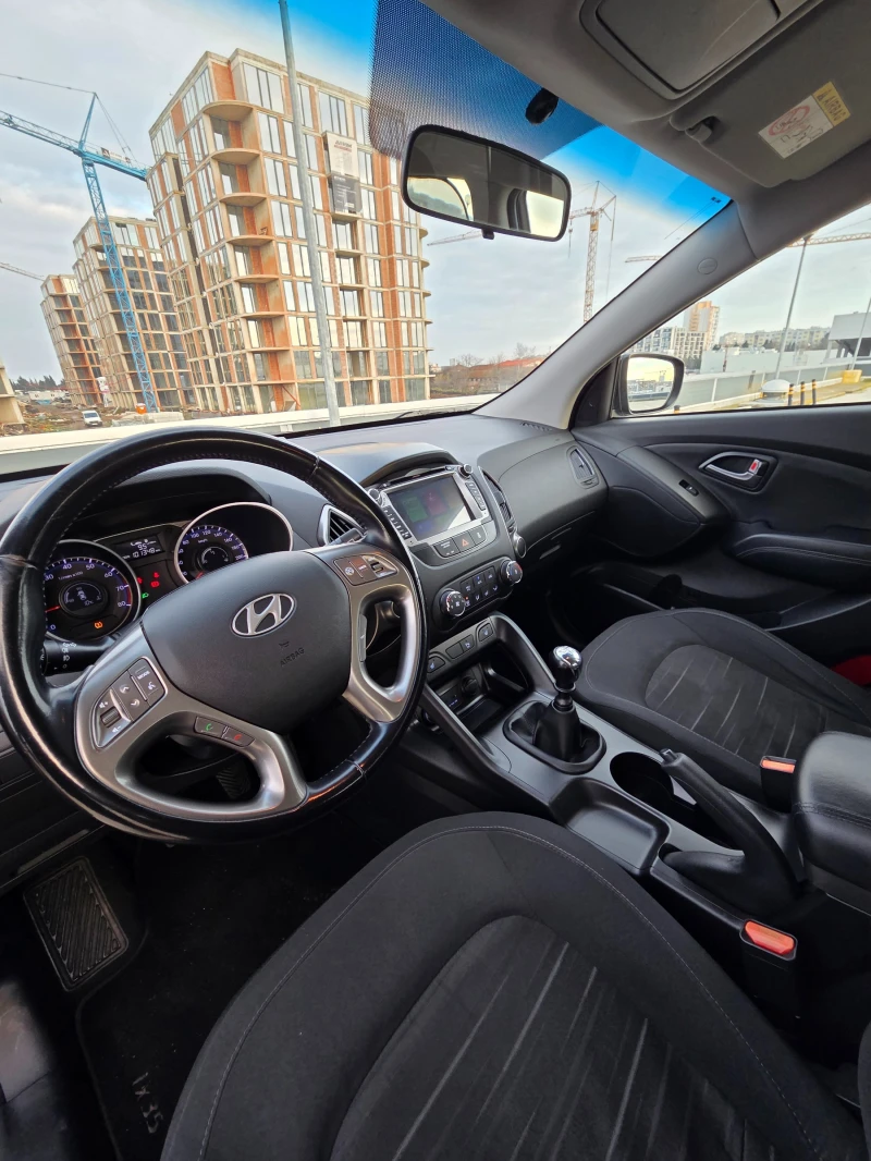 Hyundai IX35 facelift, снимка 15 - Автомобили и джипове - 53402276