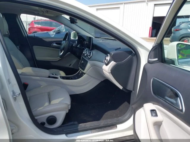 Mercedes-Benz GLA 250 4MATIC | Mobile.bg   12