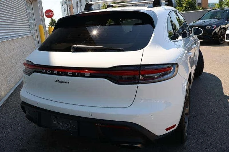 Porsche Macan * 2.0 AWD * CARFAX * , снимка 2 - Автомобили и джипове - 56656177