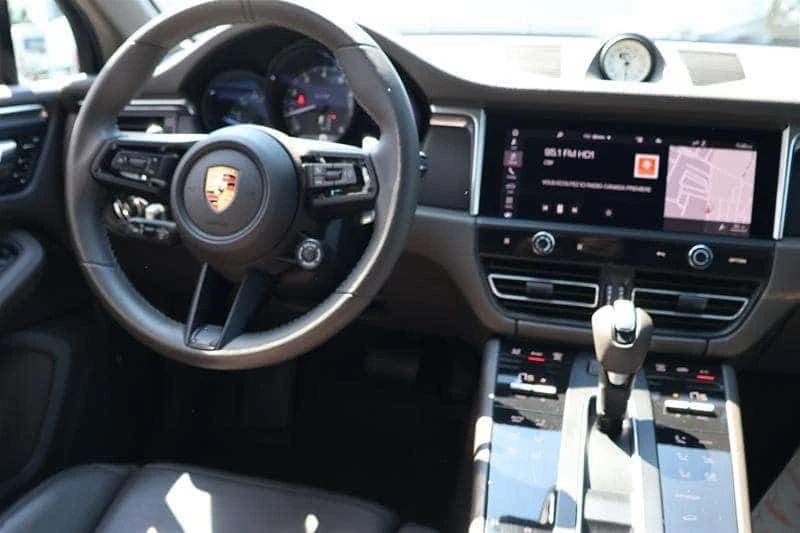 Porsche Macan * 2.0 AWD * CARFAX * , снимка 5 - Автомобили и джипове - 56656177