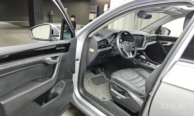 VW Touareg 3.0 TDI Premium* ���* ������* ������� | Mobile.bg � ����������� 10