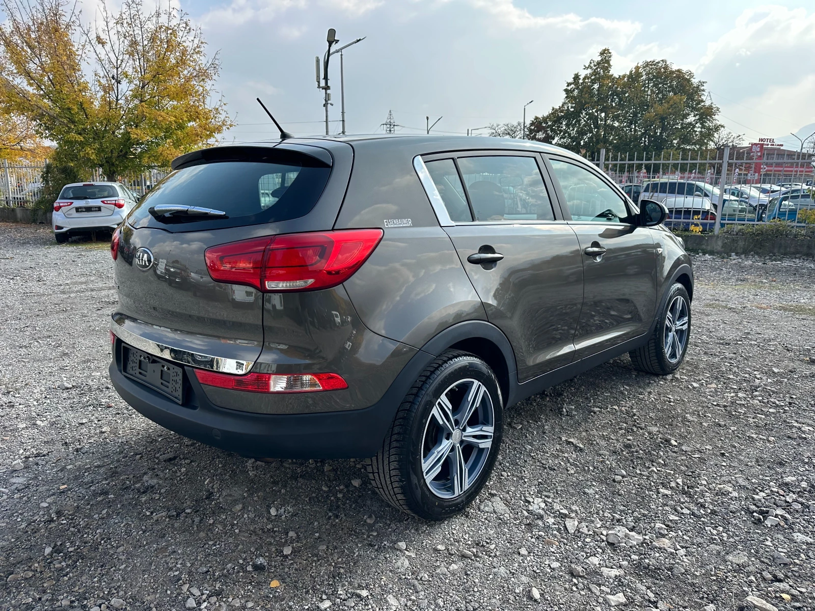 Kia Sportage 1.6i 135kc EURO5B - изображение 5