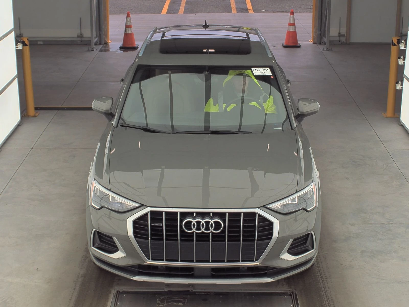 Audi Q3 PREMIUM/ФИКСИРАНА ЦЕНА!/КОЖА/DIGITAL/ПАНОРАМА - изображение 2
