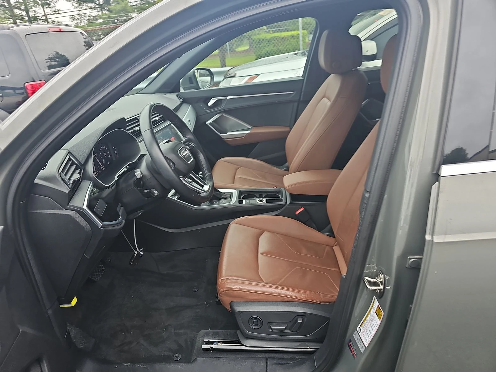 Audi Q3 PREMIUM/ФИКСИРАНА ЦЕНА!/КОЖА/DIGITAL/ПАНОРАМА - изображение 8