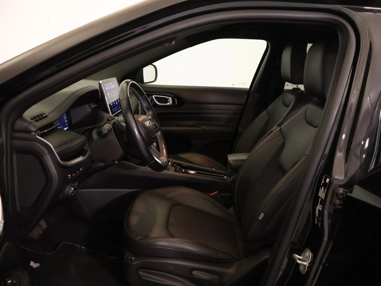 Jeep Compass Хибрид Автомат Лизинг - изображение 8