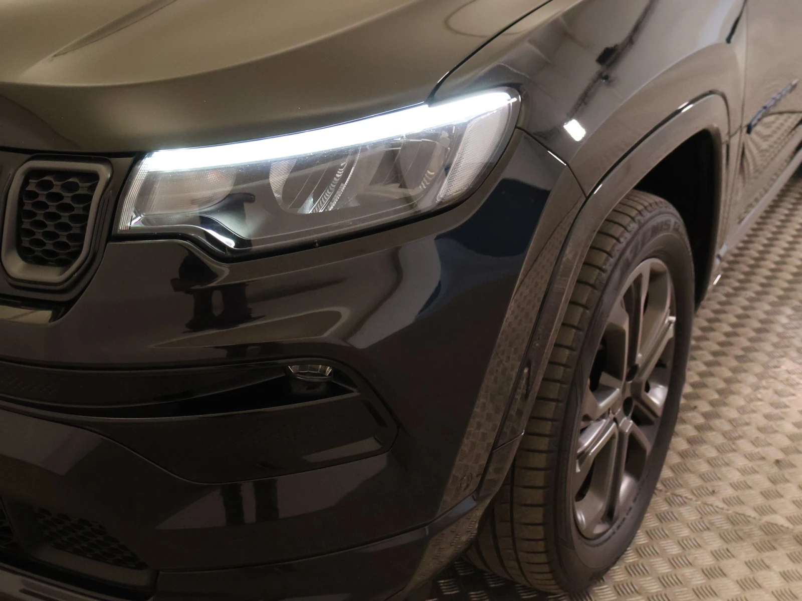 Jeep Compass Хибрид Автомат Лизинг - изображение 9